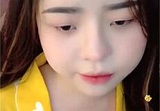 Hot girl exhibitionists herself, her sexual behaviors on Bigo Live