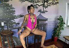A Latina beauty pays for her sexual sins while washing