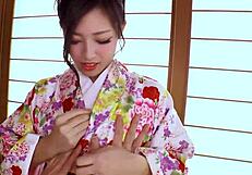 Chikka Nikko 1 & round ass in dossquebe What a sensual handjob!