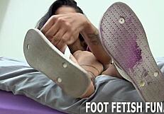 Foot fetish play with a BDSM touch