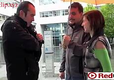 A teenage girl Prepare to suck a dick of a handsome man