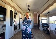 Shiny cock films: Making my stepmom’s Instagram famous