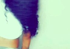 Sis's booty bouncing competition: A twerking compilation