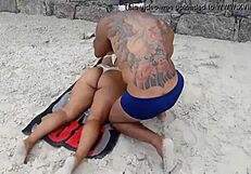 A hot sexy girl walking on the beach gave me a wonderful ass serving