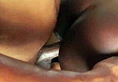 Teen ebony girl gets Sax in amateur video demo voll and close up