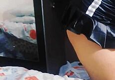 Young Asian student caught in the act of being a porn star after a massage