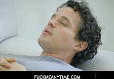 Freeuse fantasy with an experienced woman and a young man becomes a reality.