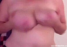 Amateur BBW boobs bounce and spank for a hot experience