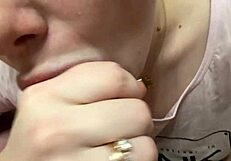 Cum in mouth after a break with a friend while giving a blowjob