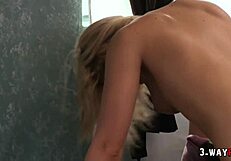 Big ass and big tits babes in a hot 3 girl fuck fest