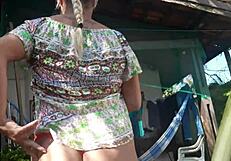 Virtual dating with Paty Bumbum and Tirulipa on WhatsApp