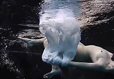 Andrejka’s amazing stunts under the water in a hot scene