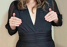 A woman's ultimate pleasure with fingers and a big dildo