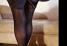 Free pantyhose fetish action with pee and toilet scenes