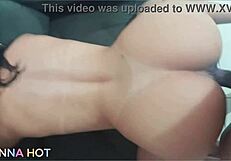 Fucking the pussy of a married woman and slapping her ass