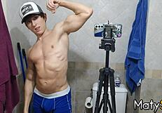 I am a bodybuilder and I am going to show you my muscles and cum