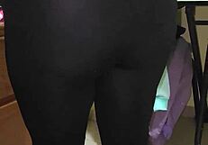 Maid in see-through leggings pleases her boss intimately