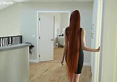 Redhead Erin convinces friend for a hot DP session