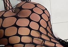 Amateur Gostosa's big cock cooking up some trouble