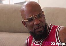 A hot woman fucked by her favorite rapper in a steamy encounter