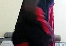 arab shemale dancing in a seductive way for you