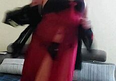 arab shemale dancing in a seductive way for you